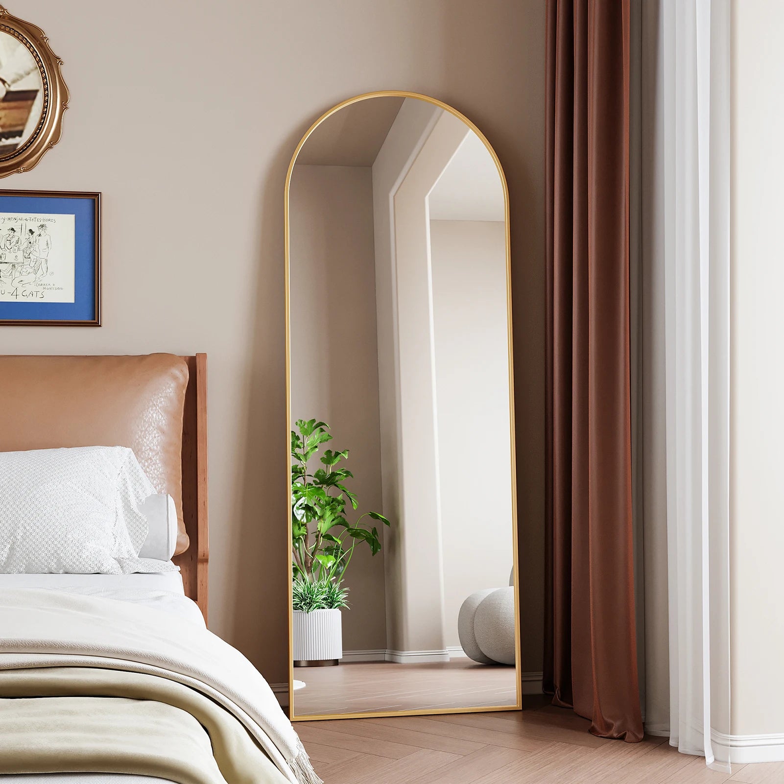Full-Length Mirror with Curved Stand
