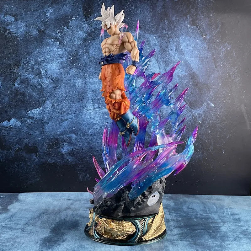 Dragon Ball Collector Edition – Son Goku Ultra Instinct 25cm Figure