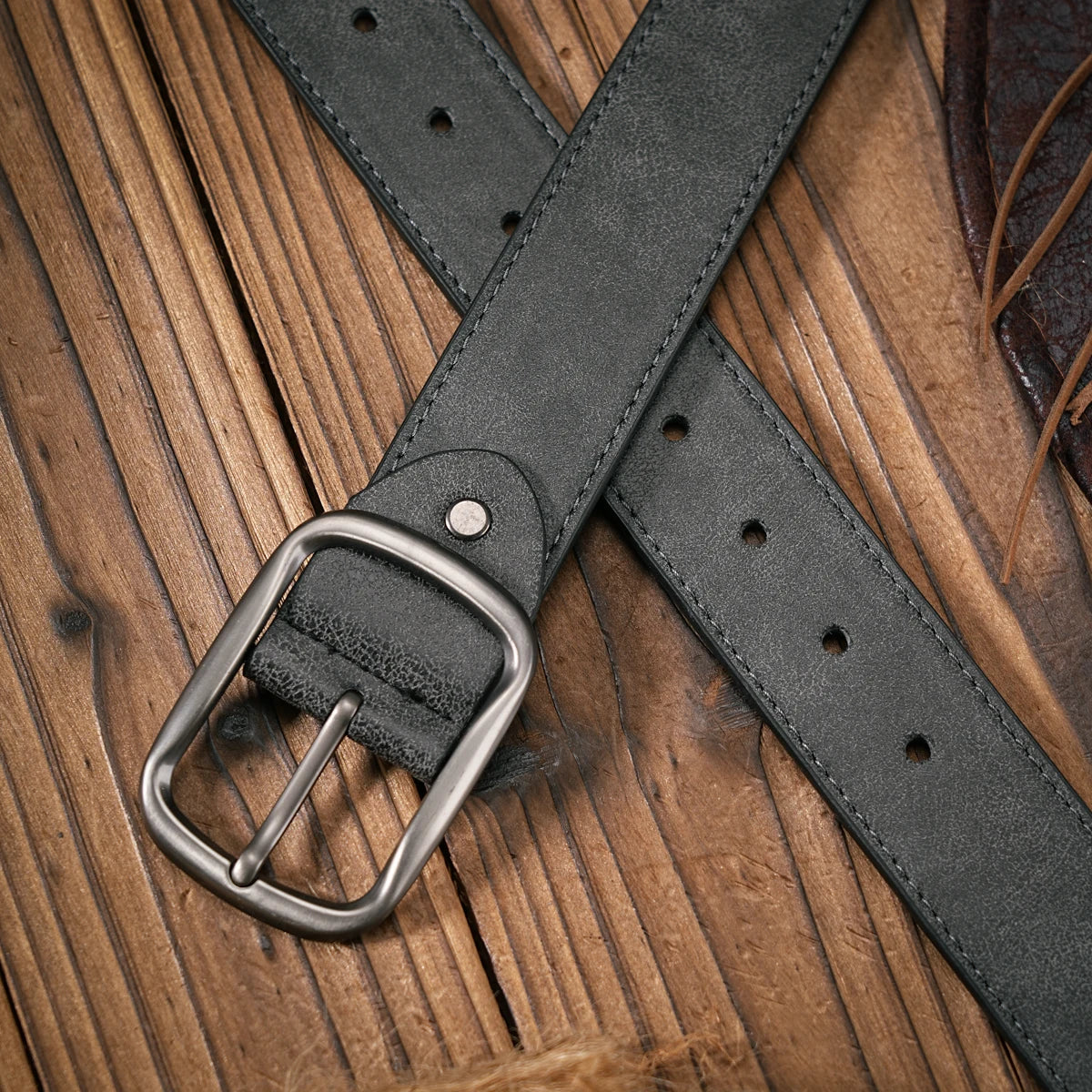 Vintage Western PU Leather Belt with Carved Buckle