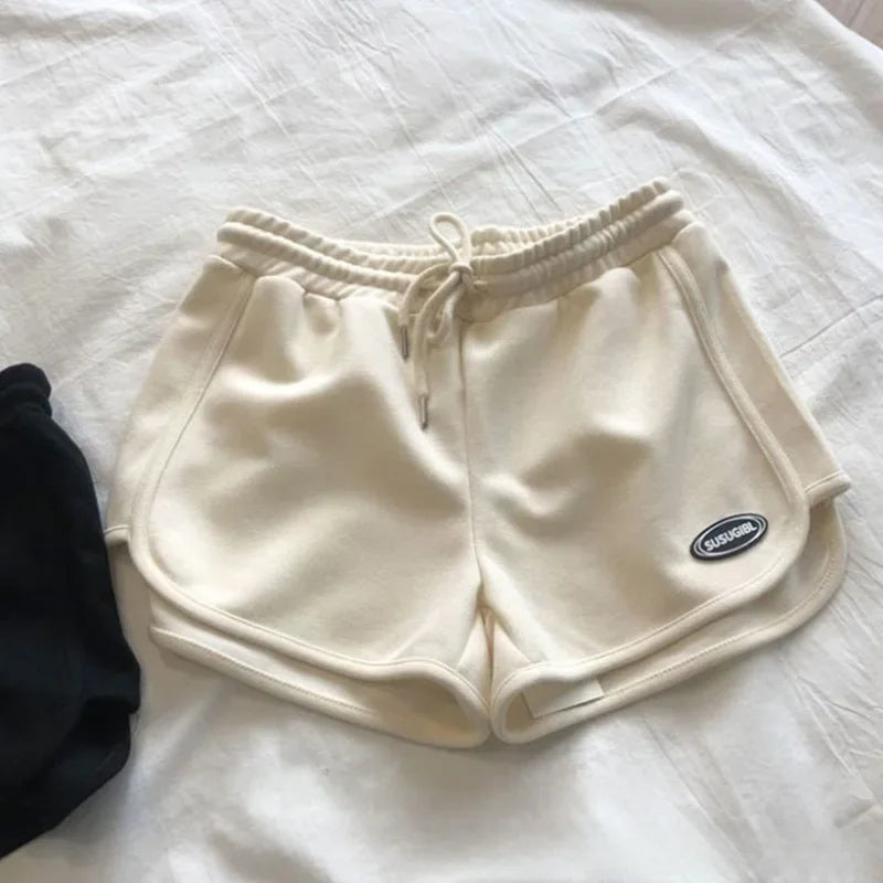 Women’s Summer Slim Fit A-Shaped Shorts – Versatile Casual Style