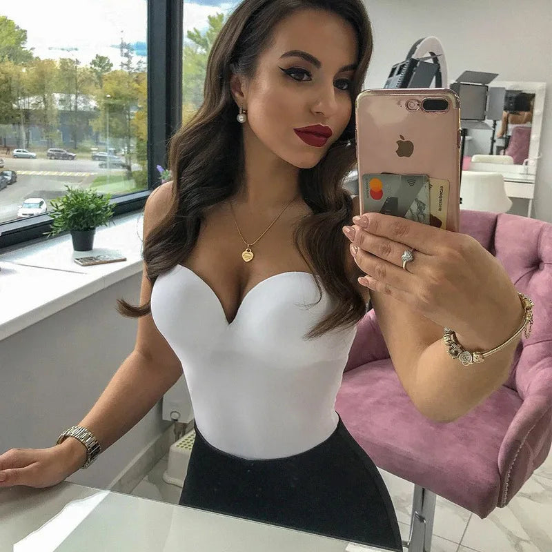ZSIIBO Sleek V-Neck Bodysuit – Streetwear Chic