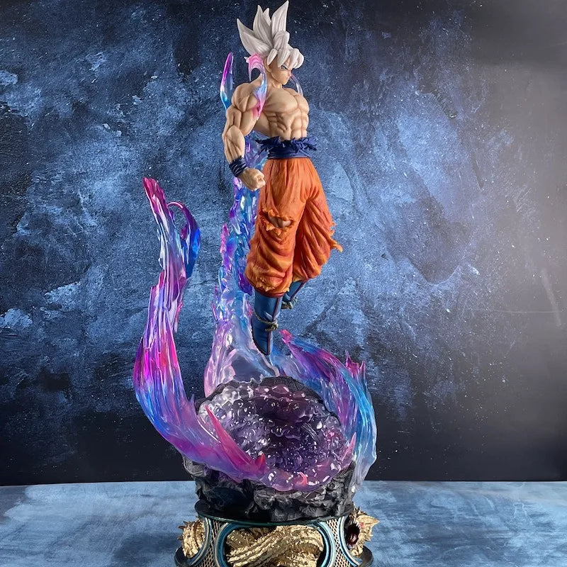 Dragon Ball Collector Edition – Son Goku Ultra Instinct 25cm Figure