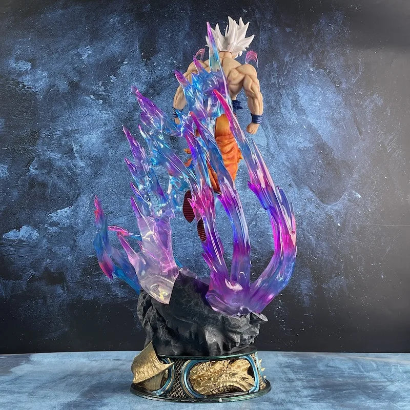 Dragon Ball Collector Edition – Son Goku Ultra Instinct 25cm Figure